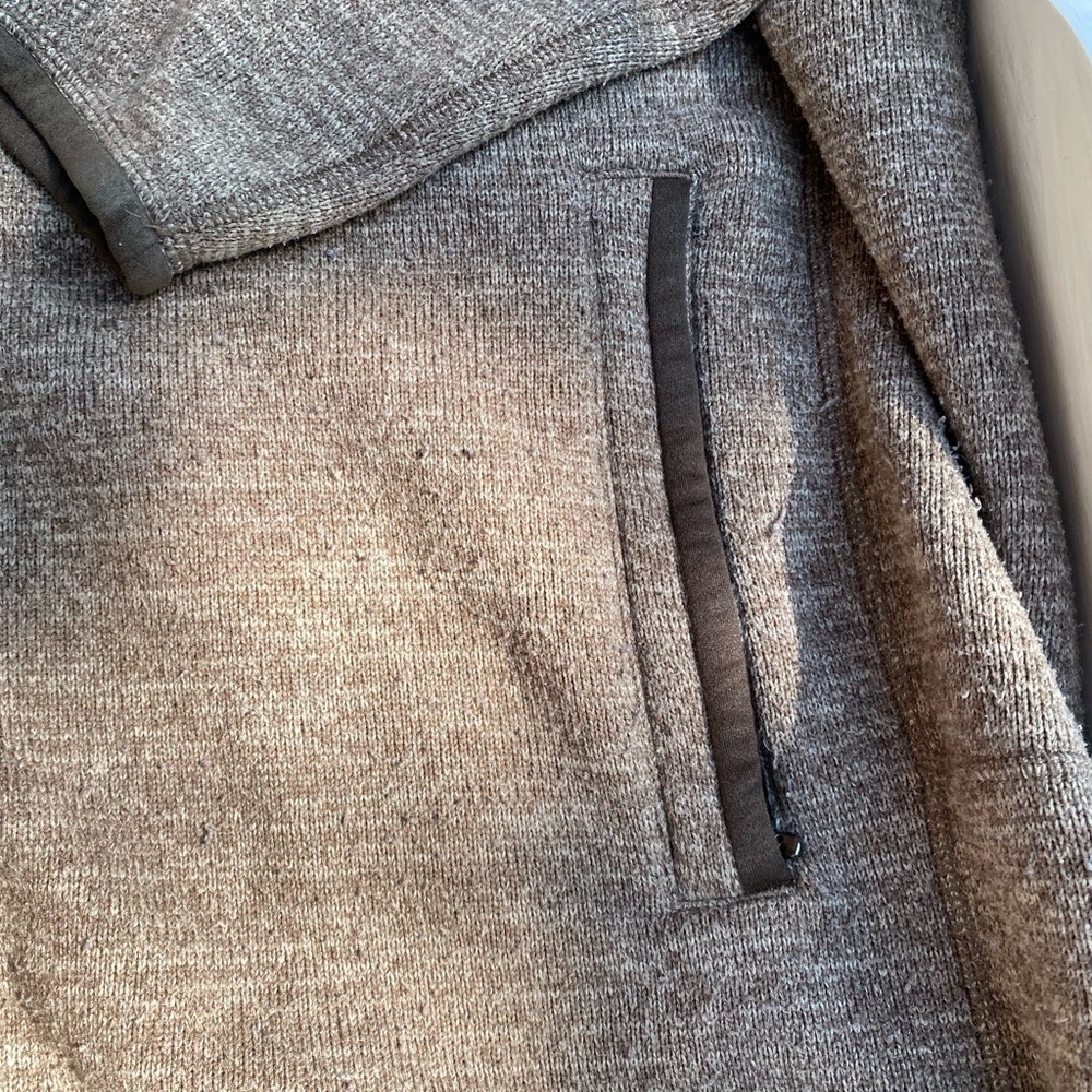 Patagonia Men’s Zip Up Sweater jacket - Picture 6 of 7